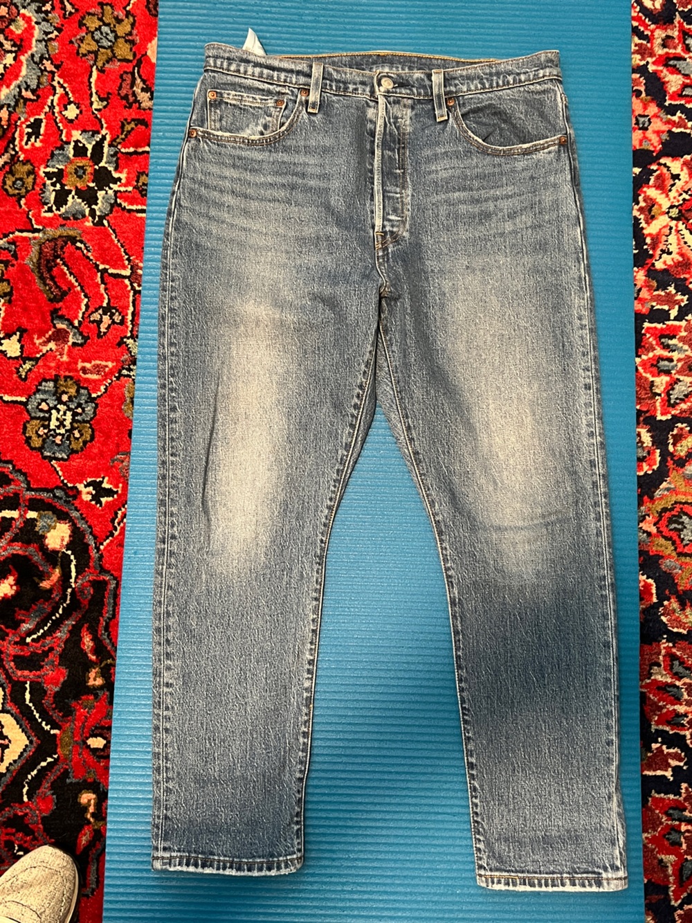 Levi's Women's Cropped Skinny Jeans in Light Blue size 32